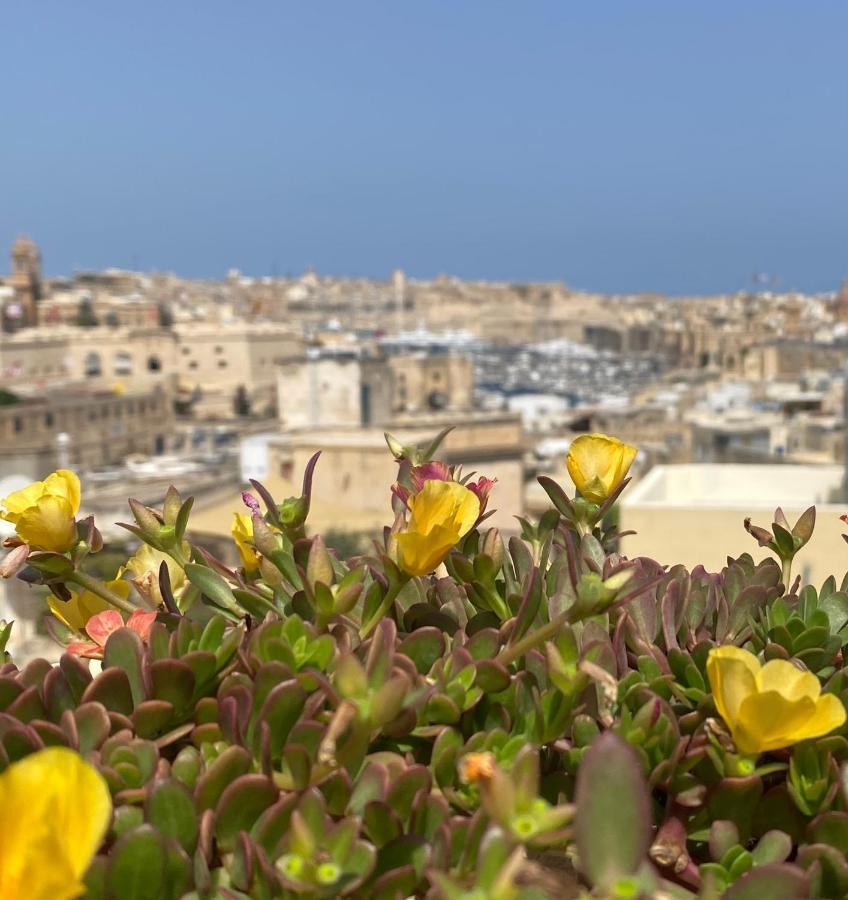 Casa Maria Tereza Bed and Breakfast Cospicua Esterno foto