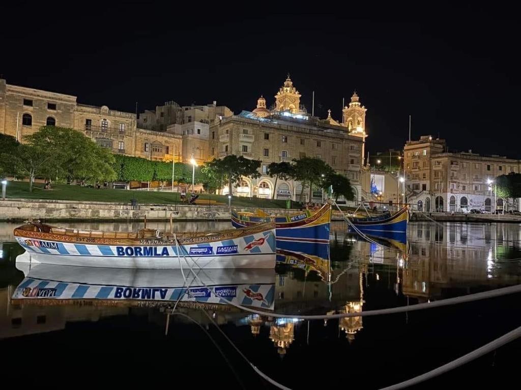 Casa Maria Tereza Bed and Breakfast Cospicua Esterno foto